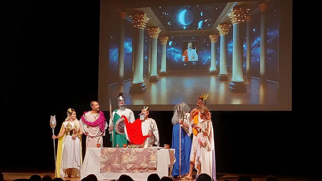 Bu kez bir müzikal komedi: İzmir’in Rüyası