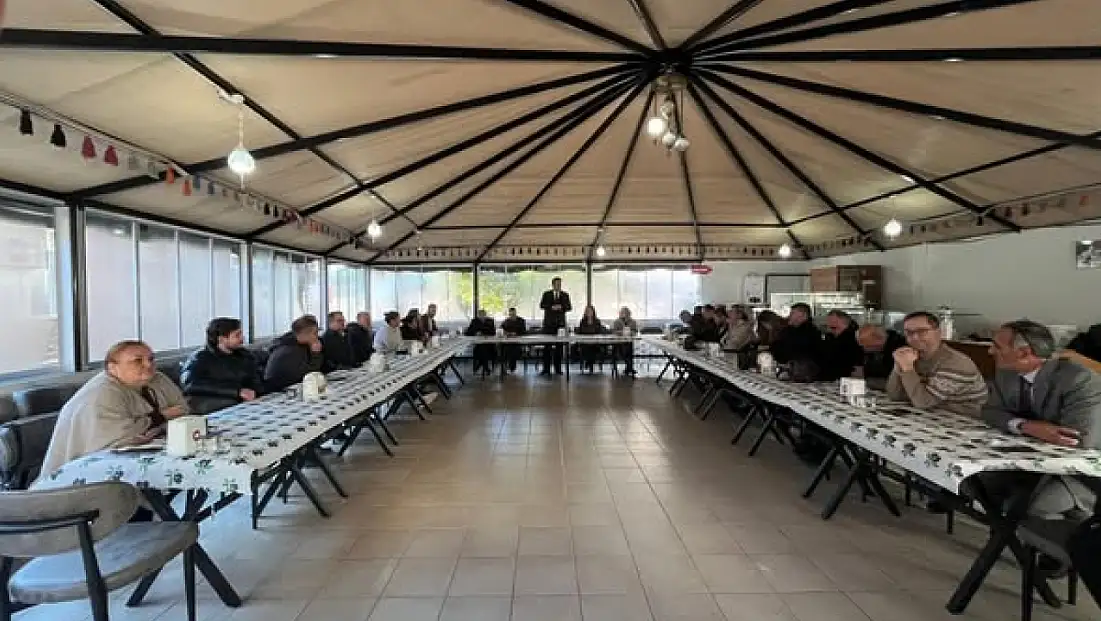 KİRAZ’DA EĞİTİM SÜRECİ DEĞERLENDİRME TOPLANTISI YAPILDI