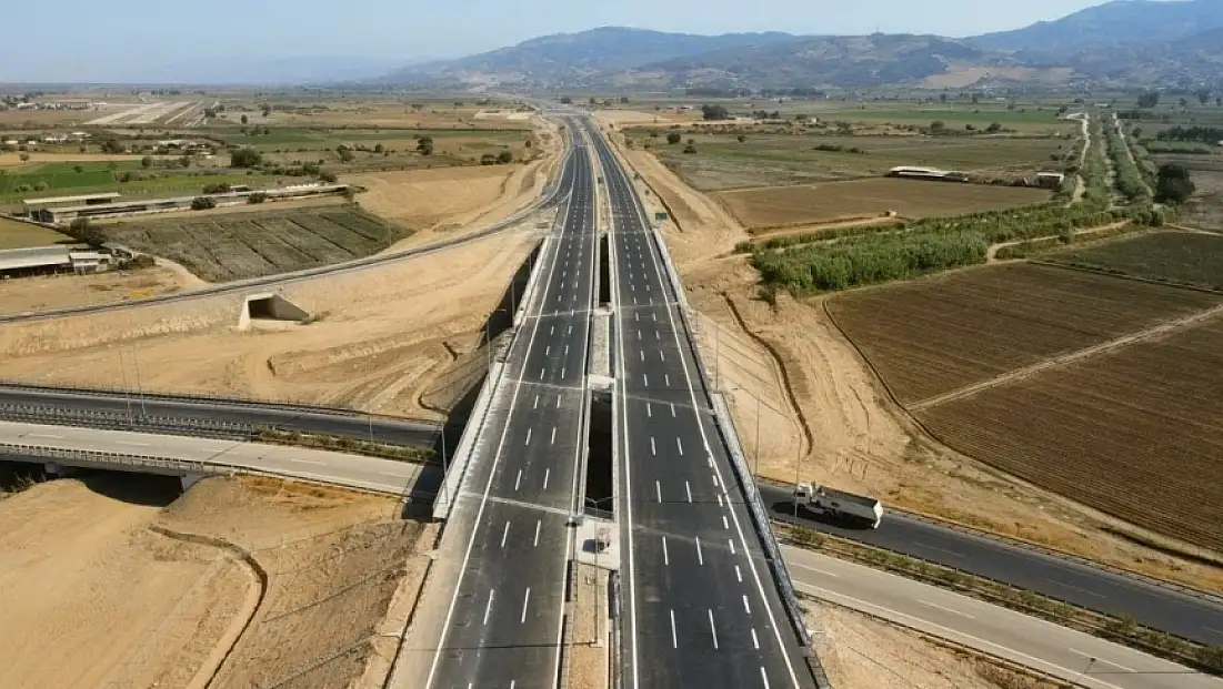 Aydın–Denizli Otoyolu’nda geçiş ücreti 590 liraya yükseldi