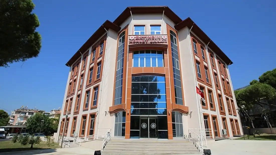 Bayındır’da yasa dışı bahis operasyonu: 3 şüpheli tutuklandı