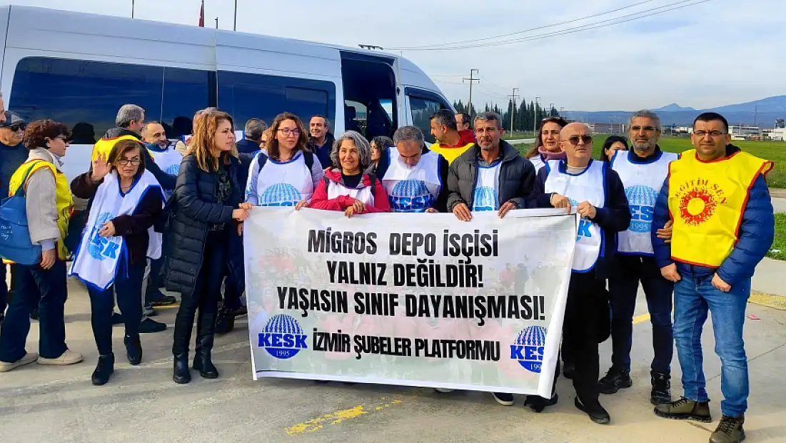 KESK İzmir Şubeler Platformu, Torbalı Migros işçilerini ziyaret etti