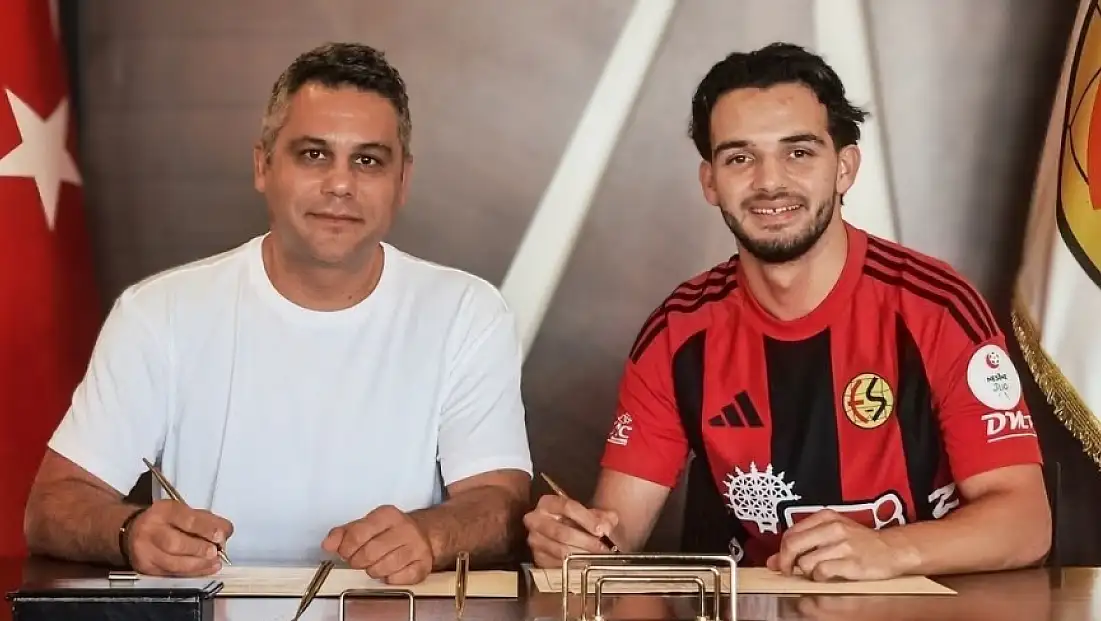 Torbalılı Emre Tangeldi'nin yeni adresi Eskişehirspor