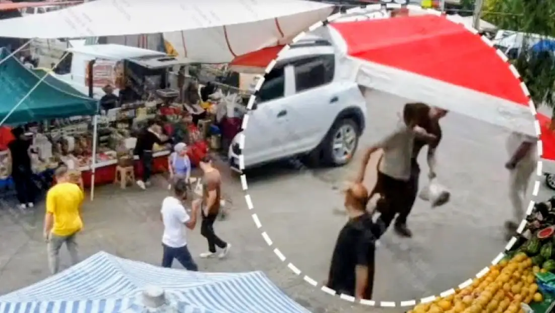 Zabıtaya bıçaklı ve kasalı saldırı: Şüpheli tutuklandı