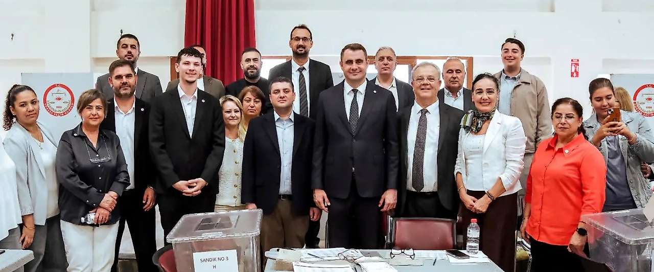 Yeni Parti Torbalı'da ön seçim: İbrahim Özel 1113 oyla güven tazeledi