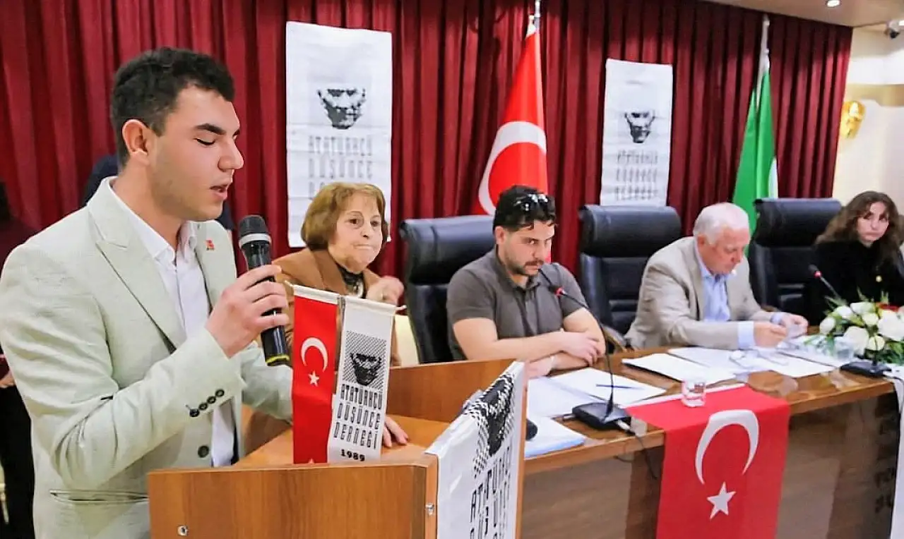 ADD Torbalı'da başkan değişmedi: Emine Ece yeniden seçildi