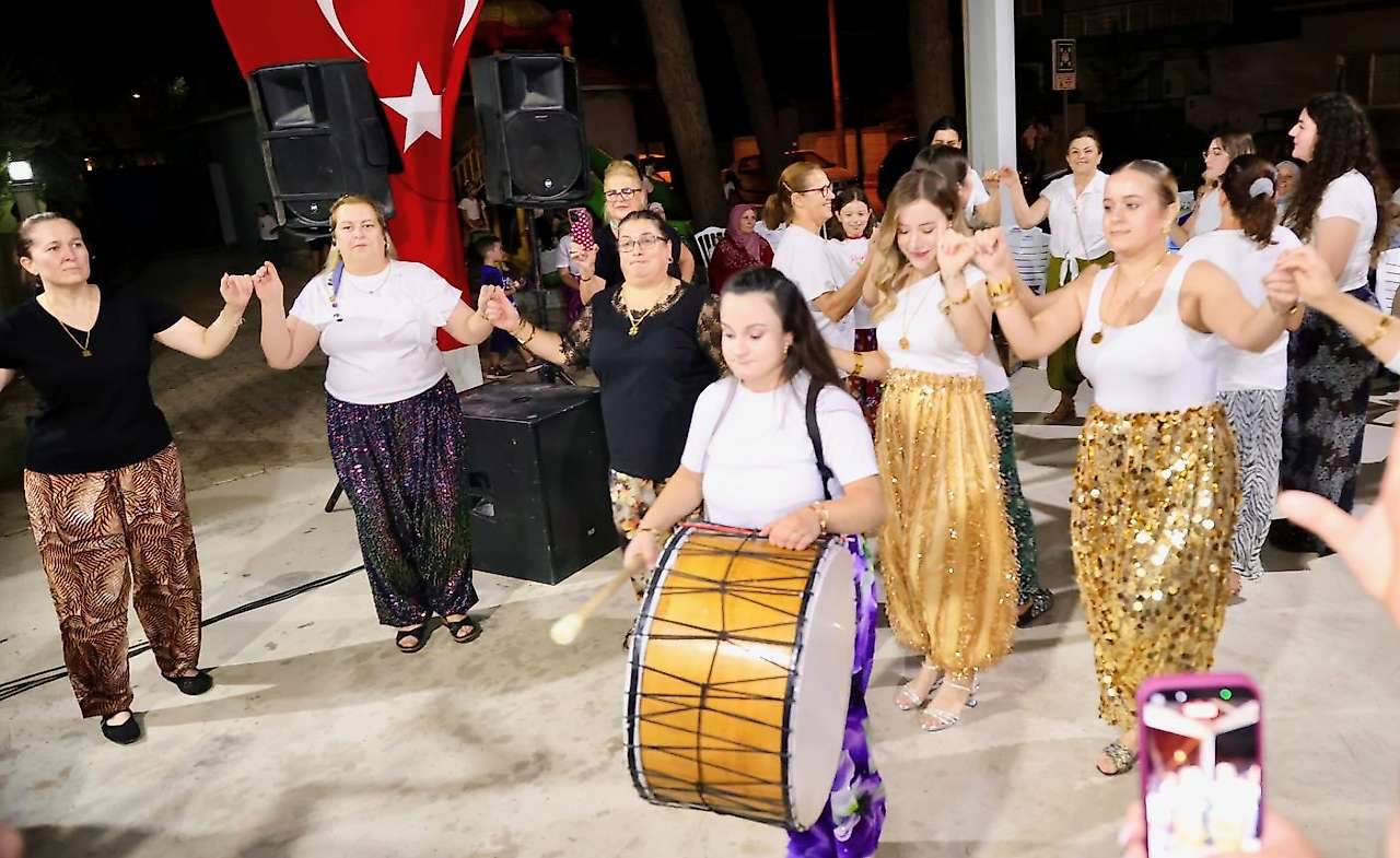 Şehitler'de, Şalvar Gecesi, çoşkusu