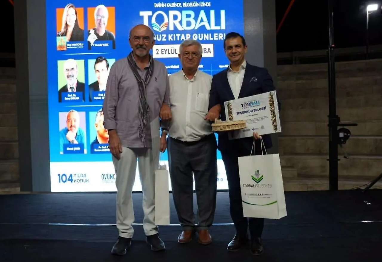 Torbalı'da 2. Güz Kitap Günleri'nde bilim, hukuk ve edebiyat buluşması