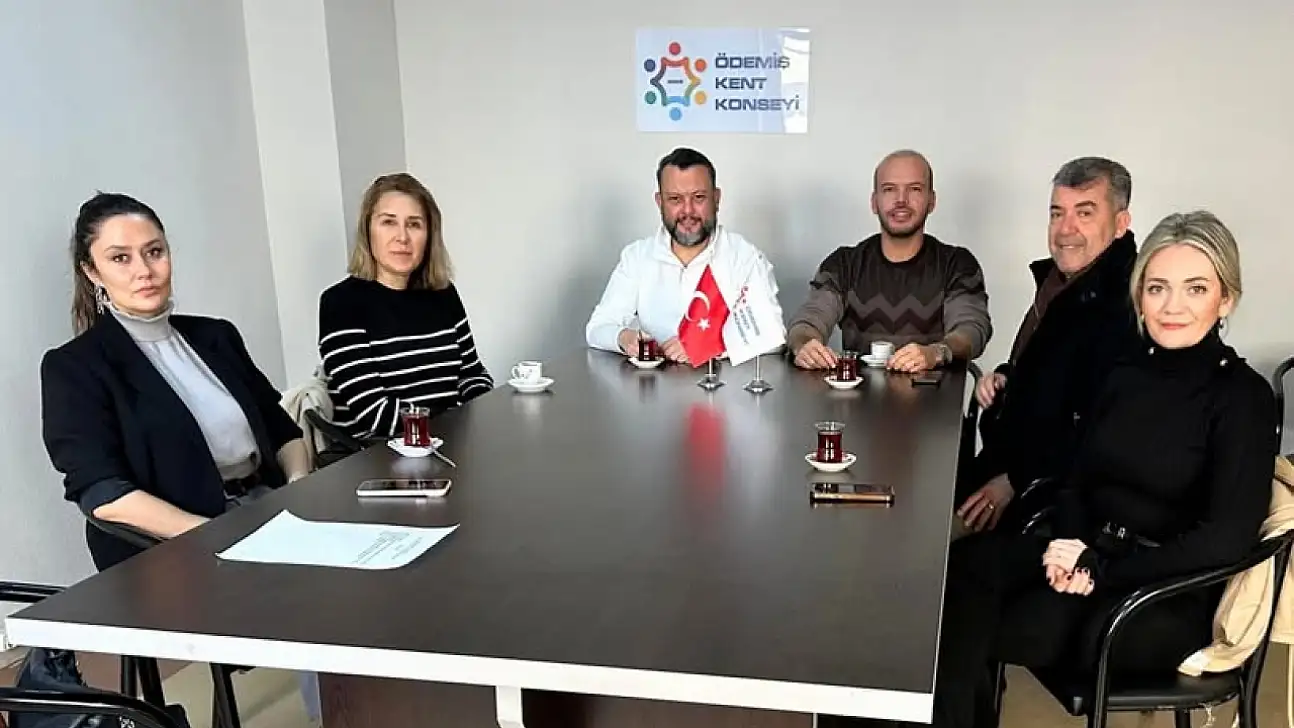 CHP ÖDEMİŞ'TEN KENT KONSEYİ'NE ZİYARET