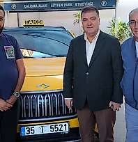 Başkan Erkan Özkan: 'Yerli gururumuz TOGG, artık İzmir'de taksi olarak hizmet veriyor'