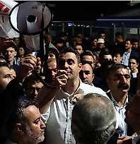 YENİ Parti'den Cemil Tugay'a istifa çağrısı: Eylemler sürecek