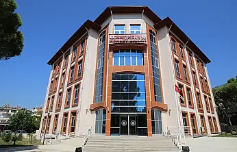 Bayındır'da yasa dışı bahis operasyonu: 3 şüpheli tutuklandı
