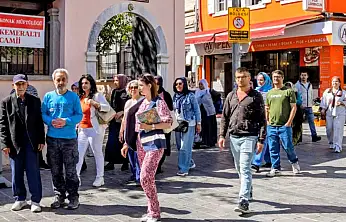 Emeklilere ücretsiz İzmir gezisi başladı: İşte gün gün gezi programı