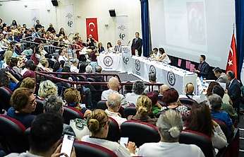 İzmir Eczacı Odası'nda mali genel kurul gerçekleştirildi