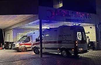 Kemalpaşa'da 80 işçi gıda zehirlenmesi şüphesiyle hastaneye başvurdu
