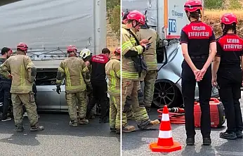 Tıra arkadan çarpan otomobilin sürücüsü hayatını kaybetti