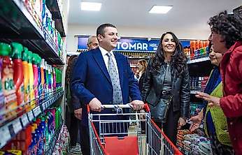 TOMAR Halk Marketler Torbalı'da yaygınlaşıyor