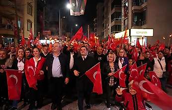 Torbalı'da Cumhuriyet coşkusu: Binlerce vatandaş kortejde buluştu