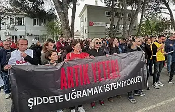 Torbalı'da öğretmenlerden Siverek'teki okul saldırısına tepki