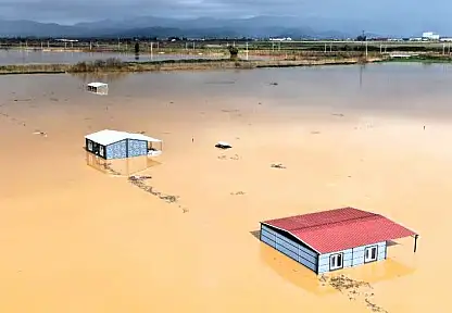 Ova da hobi bahçeleri  de sular altında kaldı