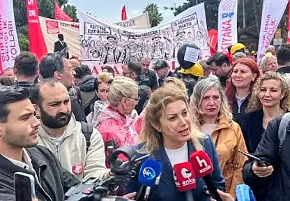 Torbalı'daki Temel Conta kadın işçilerinin mücadelesi Gündoğdu'da alkışlandı
