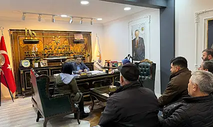 AK Parti Tire İlçe Başkanı Uğurlu İlçe Binasında Vatandaşlarla Buluştu