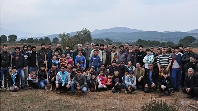 2 bin 500 fidan toprakla buluştu