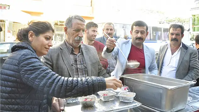 HDP'den bin kişilik aşure