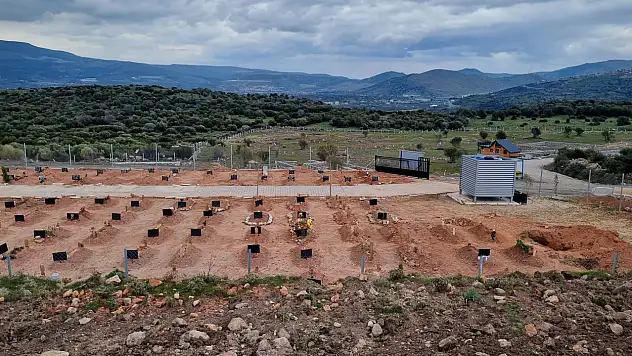 Aralarında Menderes'in de olduğu beş ilçeye yeni gömü alanı