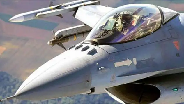 Askerin ardından Türk jetleri de Katar yolcusu