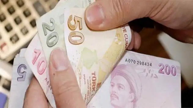 Bakan noktayı koydu: Asgari ücret düşecek mi?