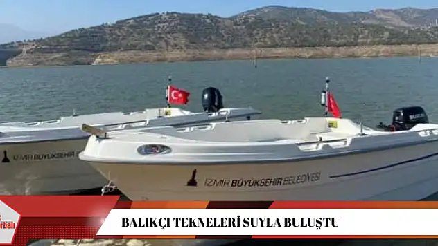 Balıkçı tekneleri suyla buluştu