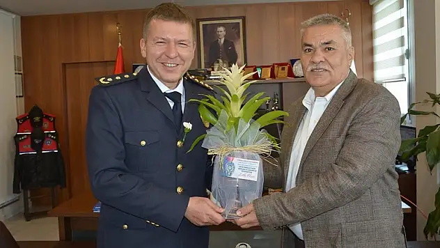 BAŞKAN TEKİN’DEN TORBALI EMNİYETİ’NE ZİYARET