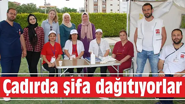 Çadırda şifa dağıtıyorlar