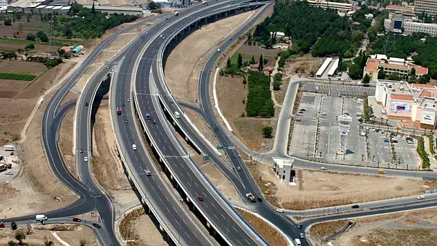 Çalışma nedeniyle İzmir–Aydın Otoyolu trafiğe kapatılıyor