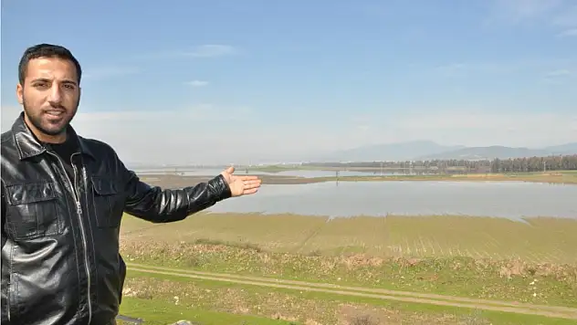 Cellat Gölü'nde sular geri çekiliyor