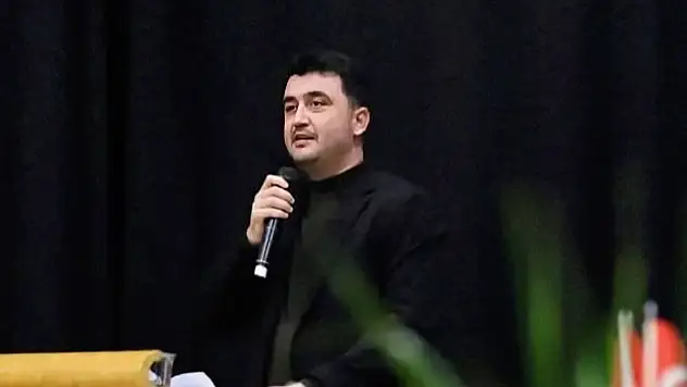 CHP Menderes İlçe Başkanı Mehmet Emin Işık bıçaklı saldırıda yaralandı