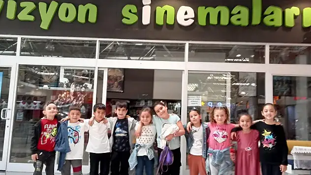 DİRMİL’Lİ MİNİKLERİN SİNEMA HEYECANI