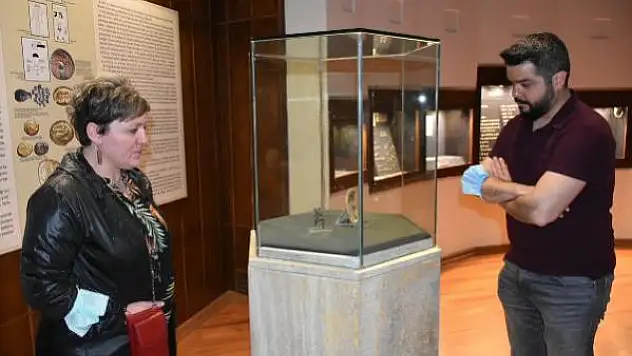 Doğa ve yaban hayatın hakimi olan tanrıça Diana Metropolis'te