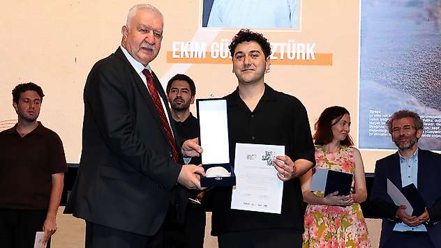 Torbalı'nın Haz Marble'ına sektör ödülü