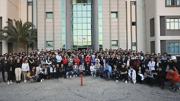 Dokuz Eylül Üniversitesi Torbalı'da laboratuvar kompleksini yeniledi