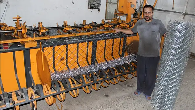 Domuzlardan tel örgü ile kurtulun