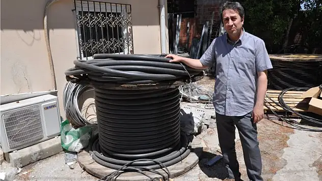 ELEKTRİK KABLOLARI YERİN ALTINA ALINACAK