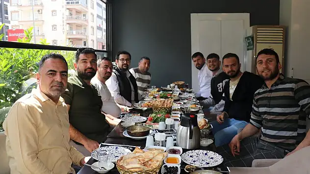 GAZETECİLERDEN HAN-I DİYAR'A TAM NOT