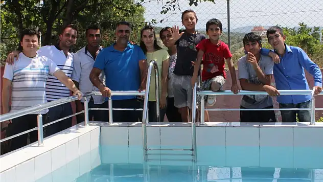 Havuz başında rehabilitasyon