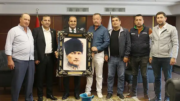 İLÇE PROTOKOLÜNDEN OLGUN'A ZİYARET