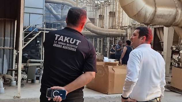 İTO Başkanı Mahmut Özgener'in fabrikasında yangın! Can kaybı yok