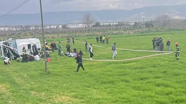 İzmir'den halter şampiyonasına giden öğrencilerden acı haber