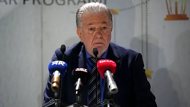 İzmir esnafı iftarda buluştu