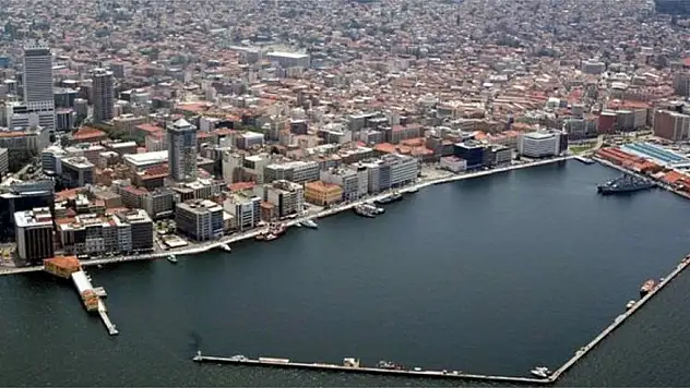‘İzmir göç alan il konumuna geçti’
