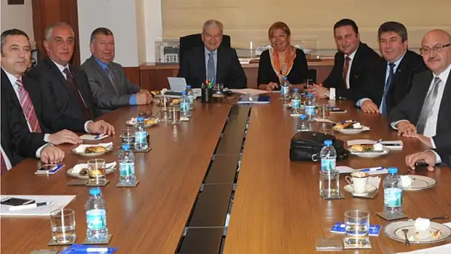 İzmir’i kimin temsil edeceği belli oldu